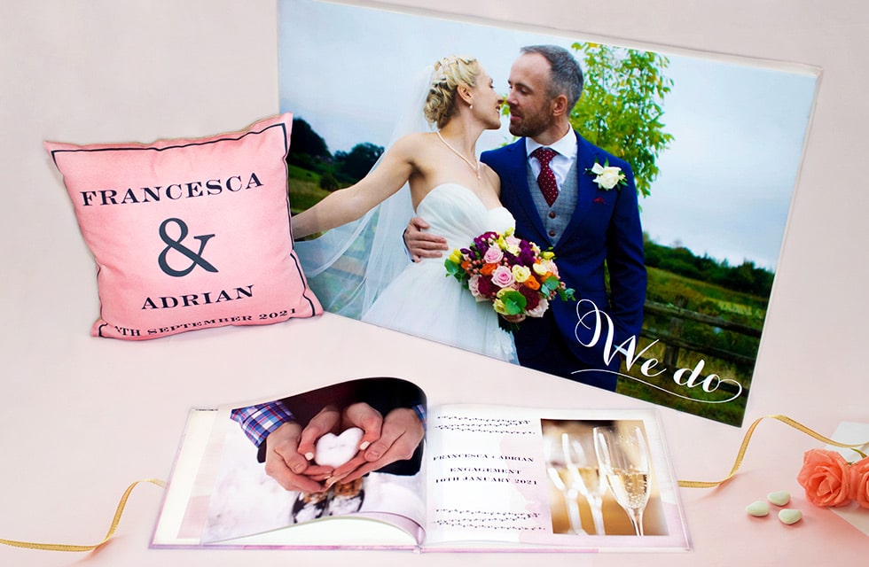 How to personalise your micro-wedding with Snapfish