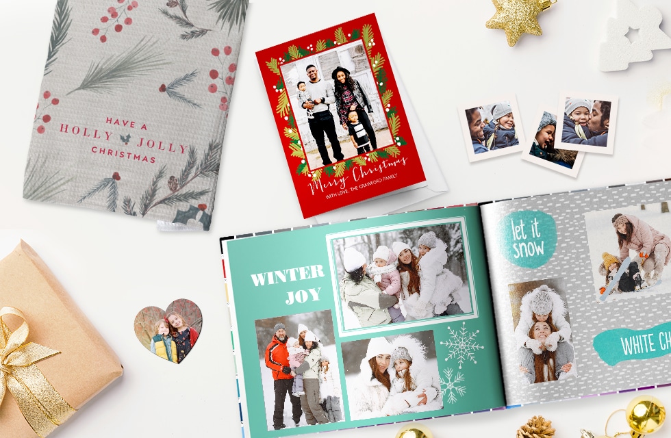 Customise Christmas cards with photos + text using easy Snapfish design tools